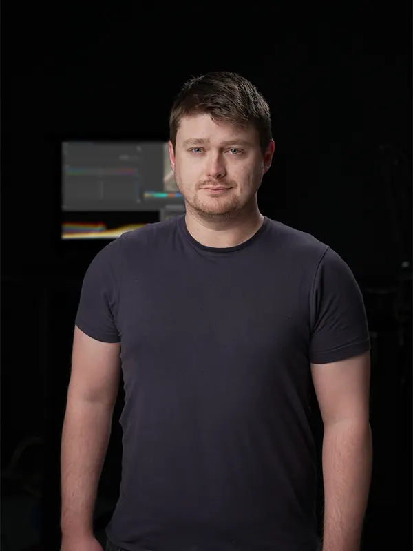 Rob Irvine Senior Editor/Motion Graphics Designer